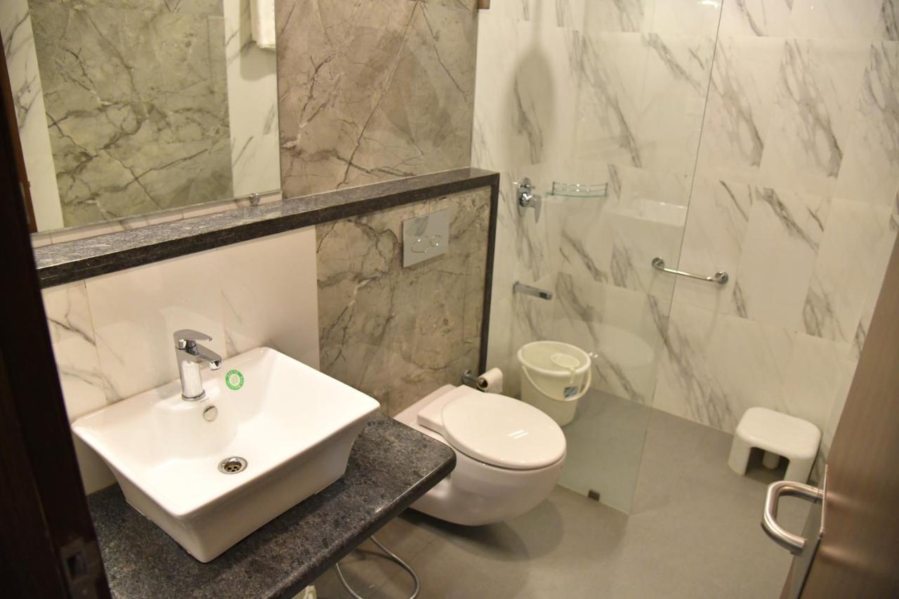 Hotel Prince Residency Bhuj Buitenkant foto