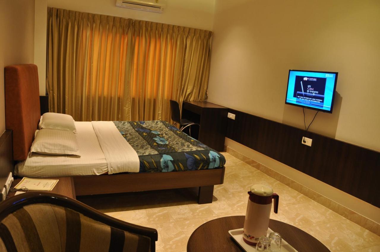 Hotel Prince Residency Bhuj Buitenkant foto